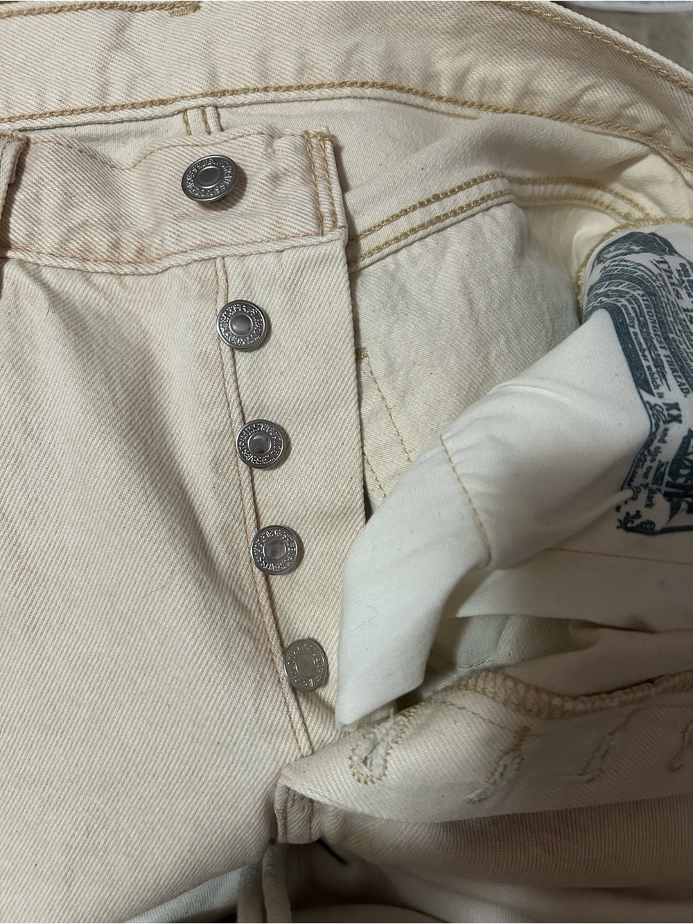 Vintage Levi’s 501 jeans in oatmeal - Picture 5 of 5